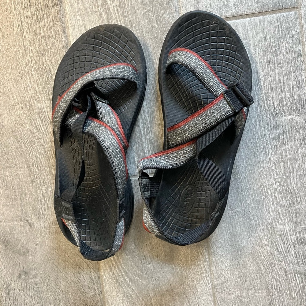 Men’s Chacos Size 11